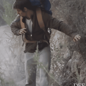 Căn Nhà Hoang Căn Nhà Hoang